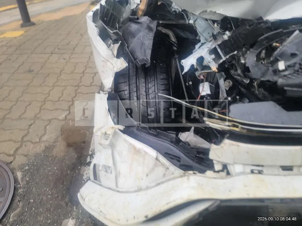 Photo 2 of 105: 2026 Mercedes-Benz E 200 — Korean insurance auction