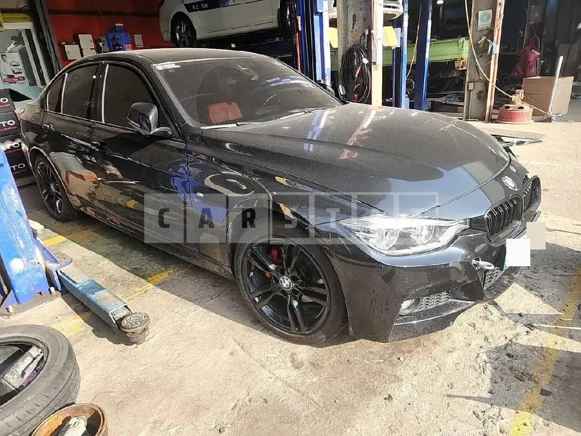 Photo 2 of 9: 2016 BMW 328i, VIN WBA8E9107GK437528 — Korean insurance auction