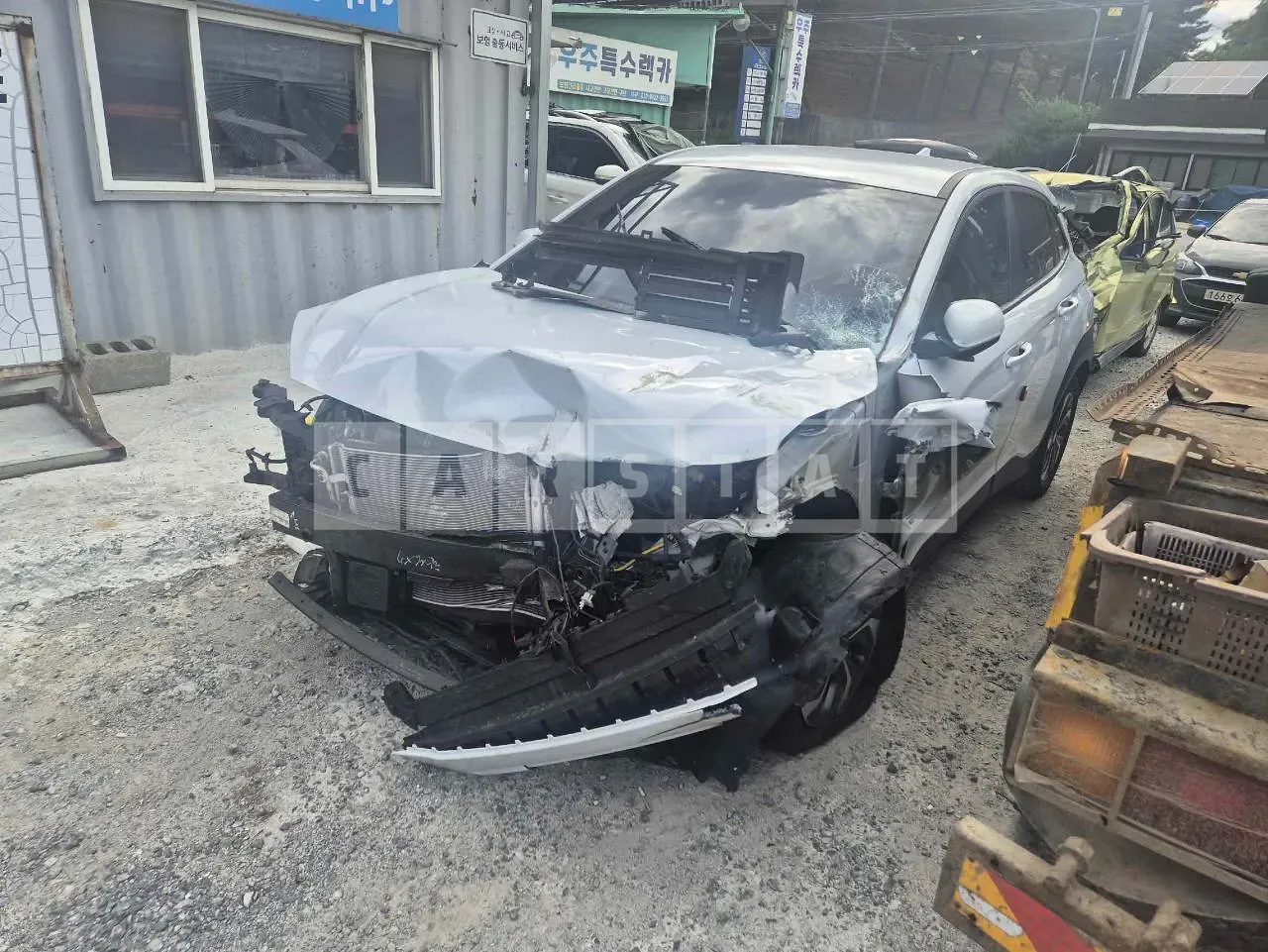 Photo 2 of 7: 2019 Hyundai Kona Hybrid, VIN KMHK381EGLU018068 — Korean insurance auction