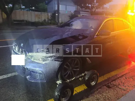 Photo 2 of 14: 2020 BMW 520d, VIN WBAJF3100LCE23621 — Korean insurance auction
