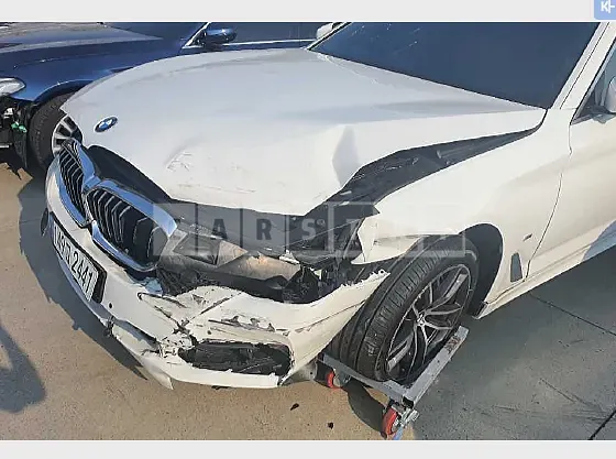 Photo 2 of 13: 2021 BMW 520i M Sport Package, VIN WBA11BH01MCF58476 — Korean insurance auction