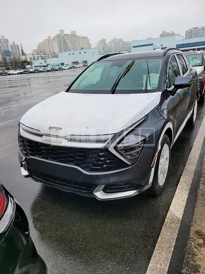 Photo 1 of 10: 2023 Kia Sportage Hybrid, VIN KNDPXCAG1P7088193 — Korean insurance auction