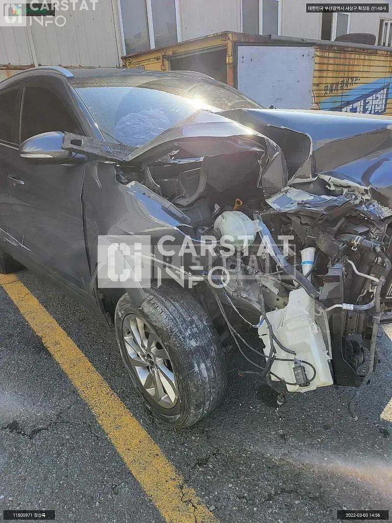 Photo 2 of 11: 2016 Hyundai Tucson, VIN KMHJ381ABGU177978 — Korean insurance auction