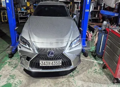 Photo 1 of 23: 2020 Lexus ES300h — Korean insurance auction