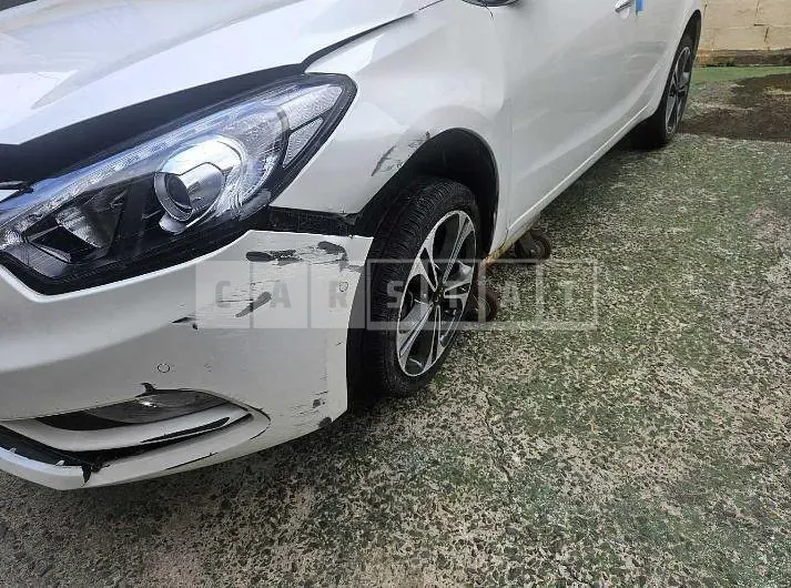 Photo 2 of 6: 2015 Kia Cz — Korean insurance auction