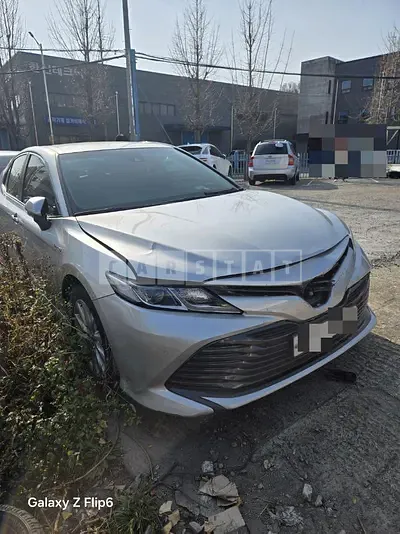 Photo 1 of 12: 2019 Toyota Camry Hybrid LE — Korean insurance auction