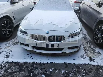 Photo 1 of 33: 2016 BMW 520d, VIN WBA5E5104GG072305 — Korean insurance auction