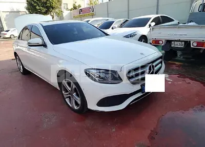 Photo 1 of 13: 2018 Mercedes-Benz E220 d, VIN WDDZF0EB2JA428332 — Korean insurance auction