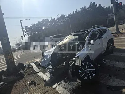 Photo 1 of 13: 2021 Hyundai Tucson — Korean insurance auction