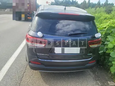 Photo 1 of 7: 2016 Kia Sorento — Korean insurance auction