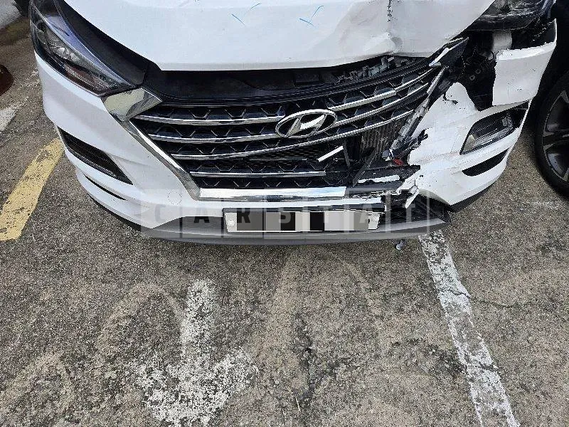 Photo 2 of 28: 2020 Hyundai Tucson TL — Korean insurance auction