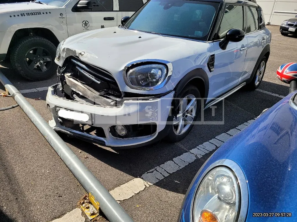 Photo 2 of 30: 2018 MINI Cooper D Countryman, VIN WMWYT9108J3F48132 — Korean insurance auction