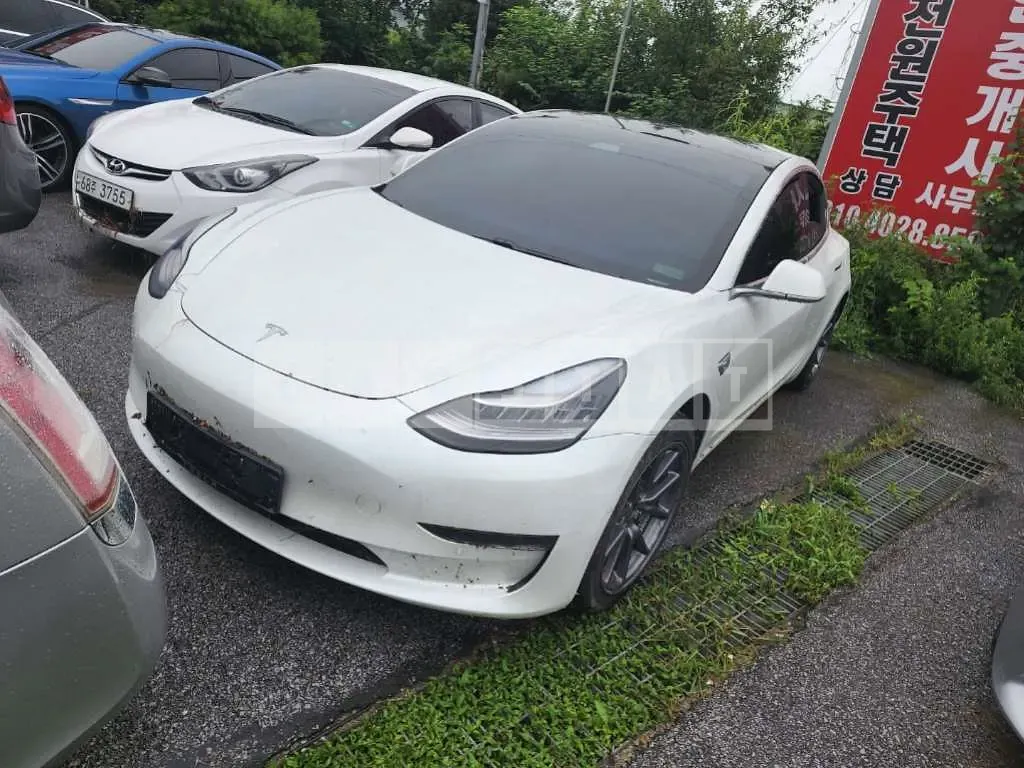 Photo 2 of 24: 2020 Tesla Model 3 Standard Rangeplus RWD, VIN 5YJ3E1EA9LF774680 — Korean insurance auction