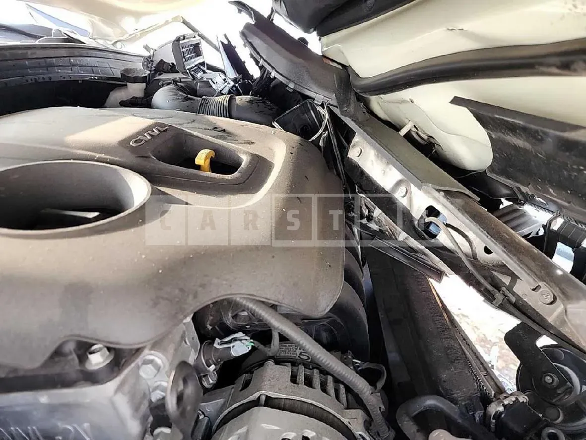 Photo 2 of 41: 2018 Kia K5 2.0, VIN KNAGT411BKA310888 — Korean insurance auction