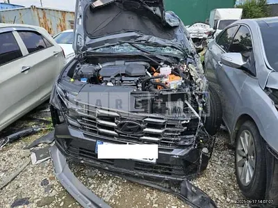 Photo 1 of 17: 2025 Hyundai Tucson — Korean insurance auction