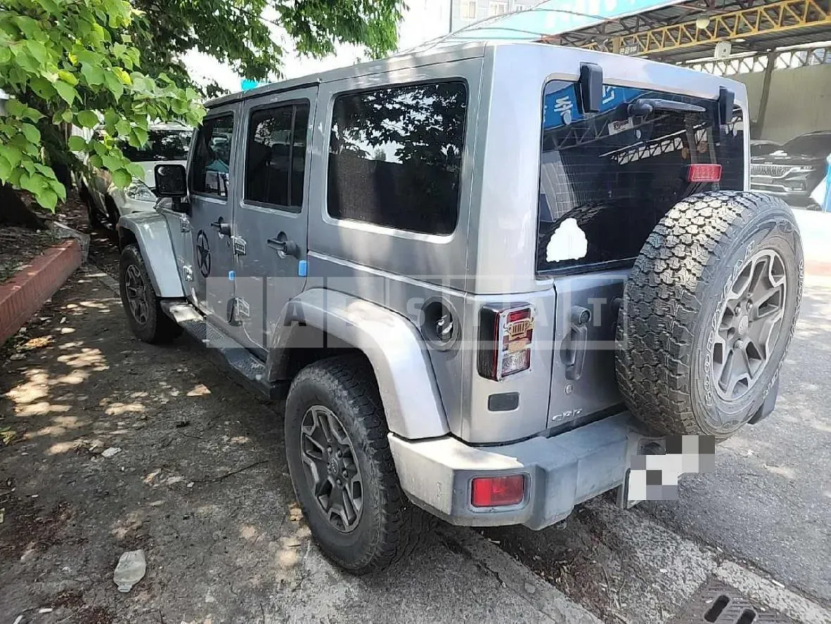 Photo 2 of 15: 2015 Jeep Zip Wrangler Sahara — Korean insurance auction