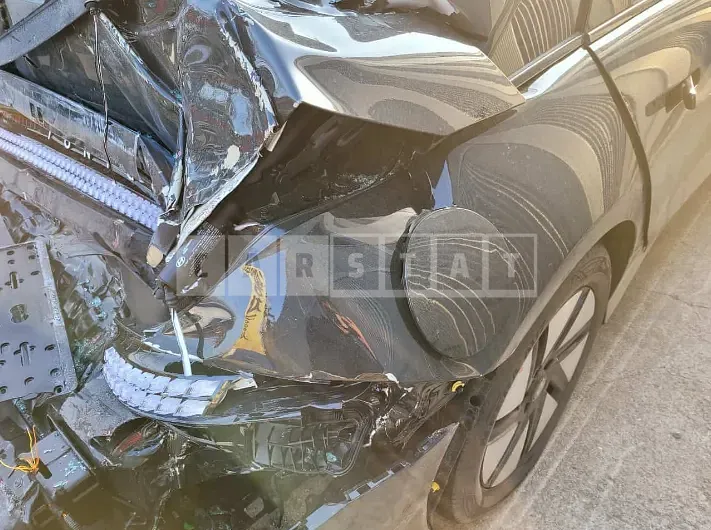 Photo 2 of 17: 2023 Hyundai IONIQ 6, VIN KMHM541CPPA008585 — Korean insurance auction