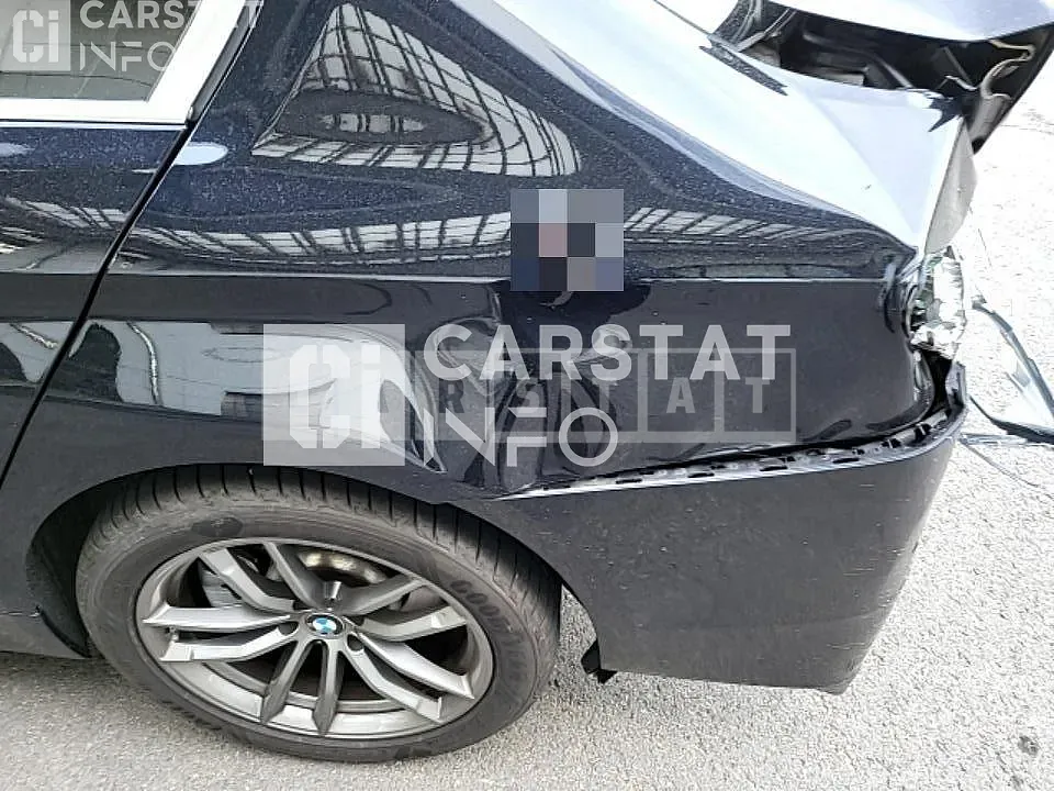 Photo 2 of 64: 2019 BMW 520d M Sport Package, VIN WBAJF3100KBJ09100 — Korean insurance auction