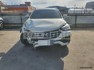 Photo 1 of 14: 2016 Hyundai Santa Fe, VIN KMHSW81UDGU666625 — Korean insurance auction