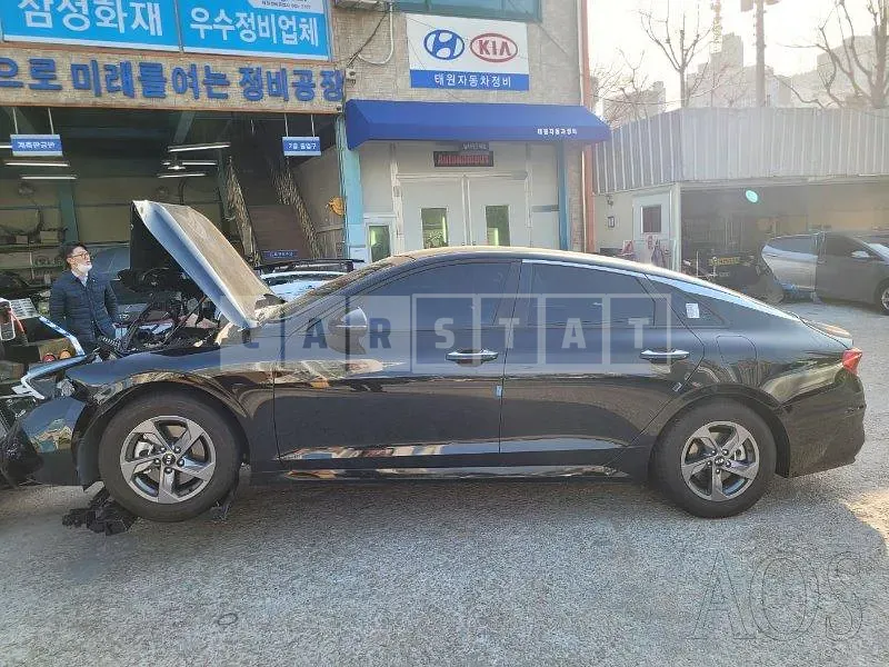 Photo 2 of 15: 2021 Kia K5, VIN KNAG541BBMA092722 — Korean insurance auction