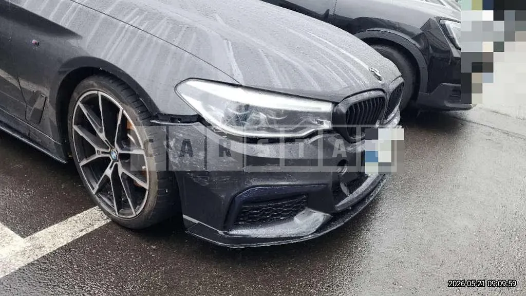 Photo 2 of 17: 2020 BMW 520i M Sport Package — Korean insurance auction
