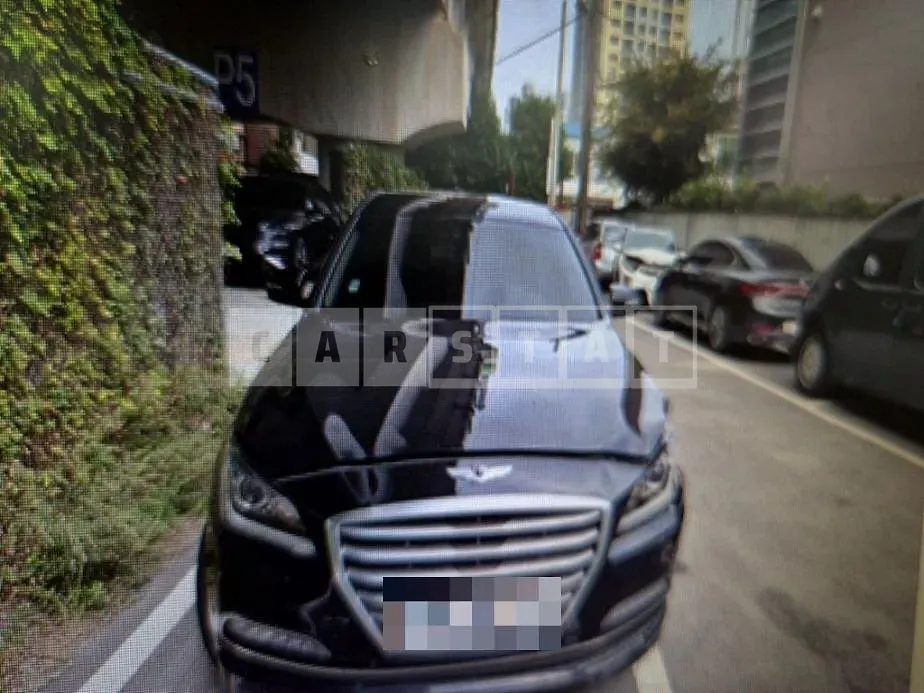 Photo 2 of 40: 2015 Genesis 3.3 — Korean insurance auction
