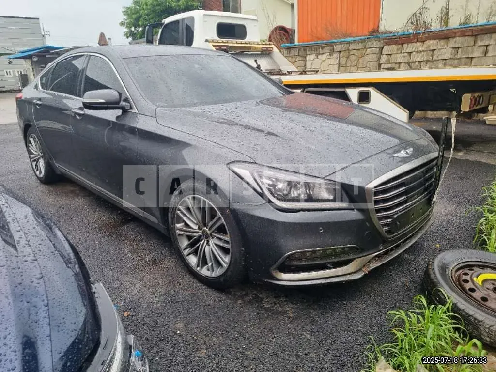 Photo 2 of 8: 2018 Genesis G80 3.3 — Korean insurance auction