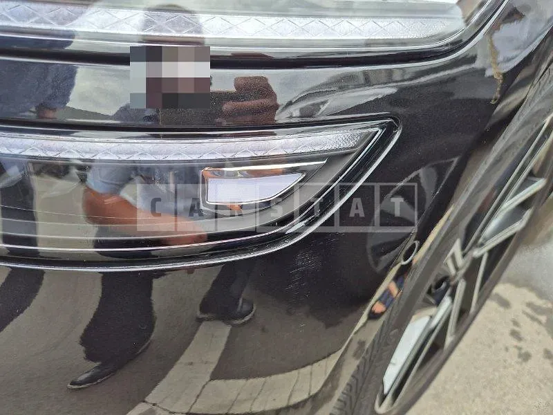 Photo 2 of 2: 2024 Genesis (parts) G80 Headlamp — Korean insurance auction