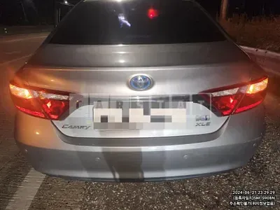 Photo 1 of 9: 2017 Toyota Camry Hybrid — Korean insurance auction