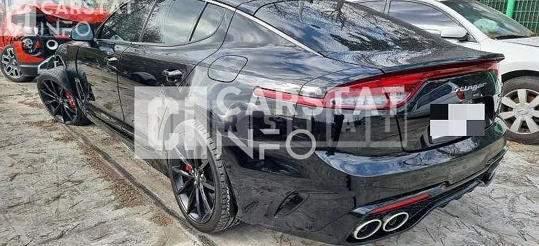 Photo 2 of 8: 2018 Kia Stinger, VIN KNAE351ABJS003648 — Korean insurance auction