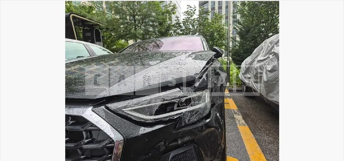 Photo 2 of 35: 2023 Audi A8 50 TDI quattro — Korean insurance auction