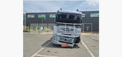 Photo 1 of 23: 2024 Volvo Dump Truck — Korean insurance auction