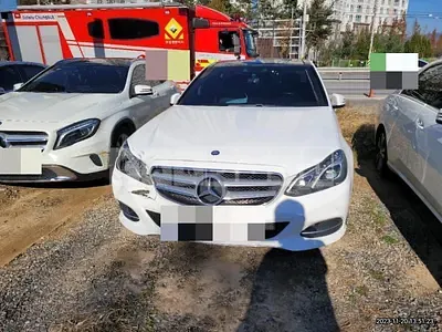 Photo 1 of 14: 2015 Mercedes-Benz E250 BlueTec 4Matic, VIN WDDHF9HB2GB259783 — Korean insurance auction