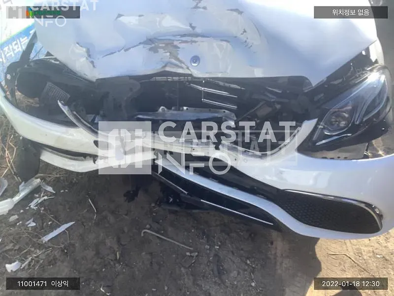 Photo 2 of 28: 2017 Mercedes-Benz E300, VIN WDDZF4JB1JA340174 — Korean insurance auction