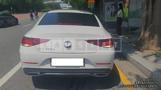 Photo 2 of 5: 2019 Mercedes-Benz CLS300d — Korean insurance auction
