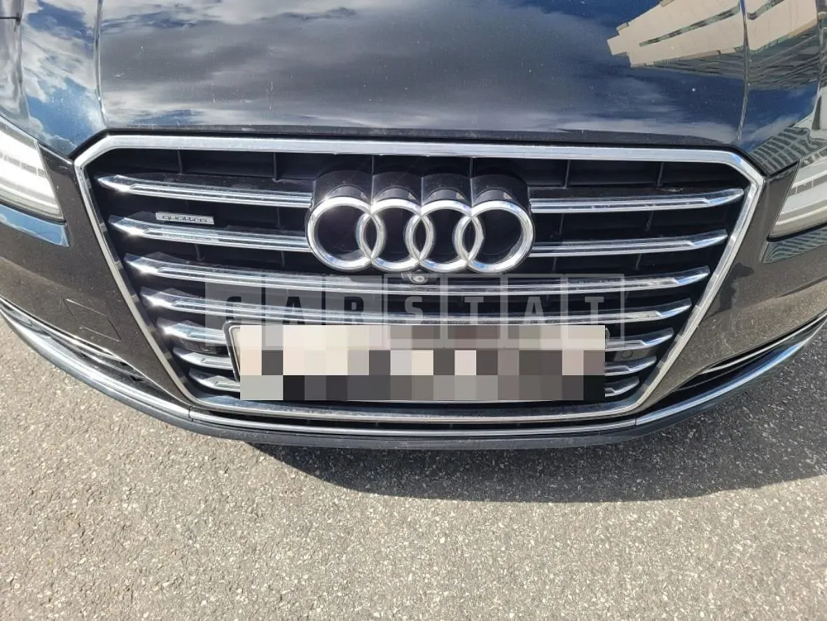 Photo 2 of 9: 2016 Audi A8L 50 TDI quattro, VIN WAUZZZ4H0GN002410 — Korean insurance auction