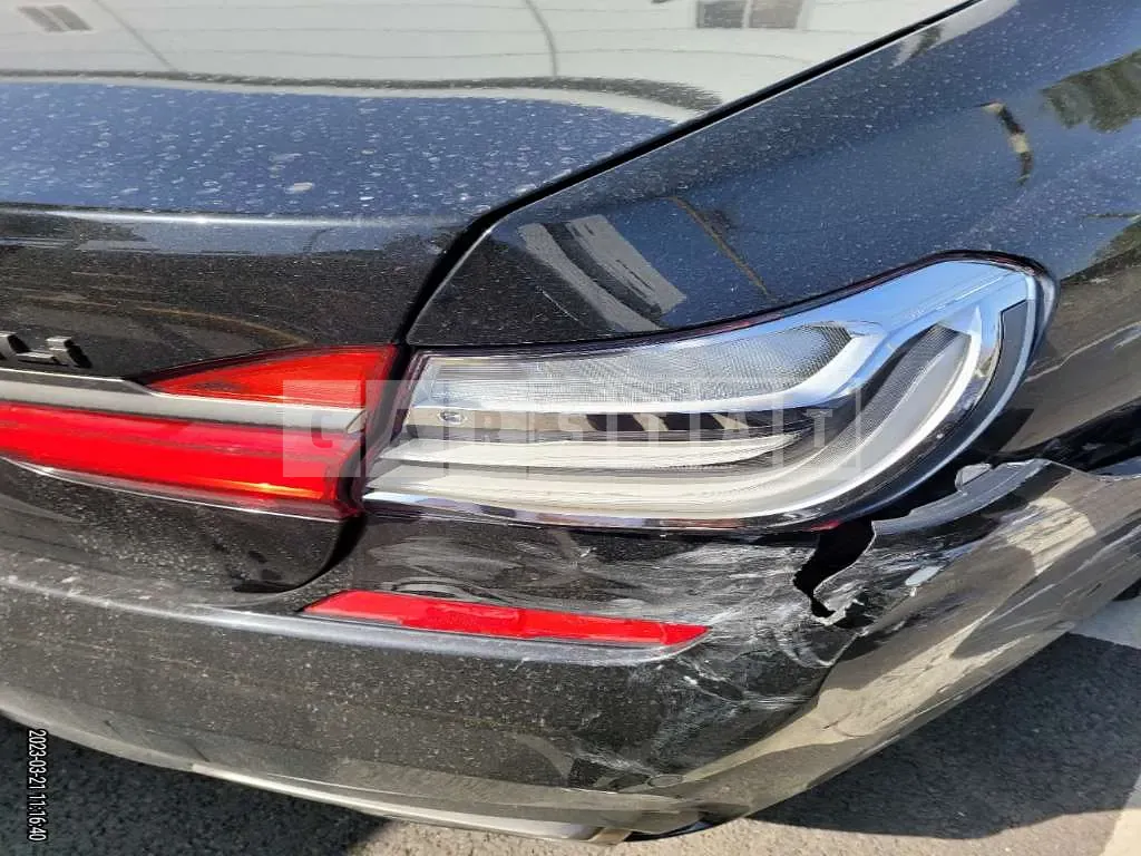 Photo 2 of 12: 2018 BMW M760Li xDrive, VIN WBA7H6101JB245773 — Korean insurance auction