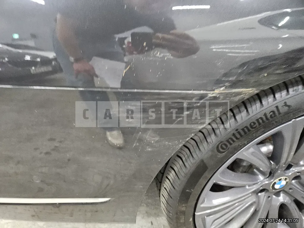 Photo 2 of 23: 2016 BMW 750Li xDrive — Korean insurance auction