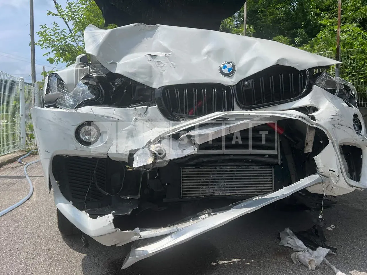 Photo 2 of 28: 2016 BMW X4 xDrive 20d, VIN WBAXX1106G0T27833 — Korean insurance auction