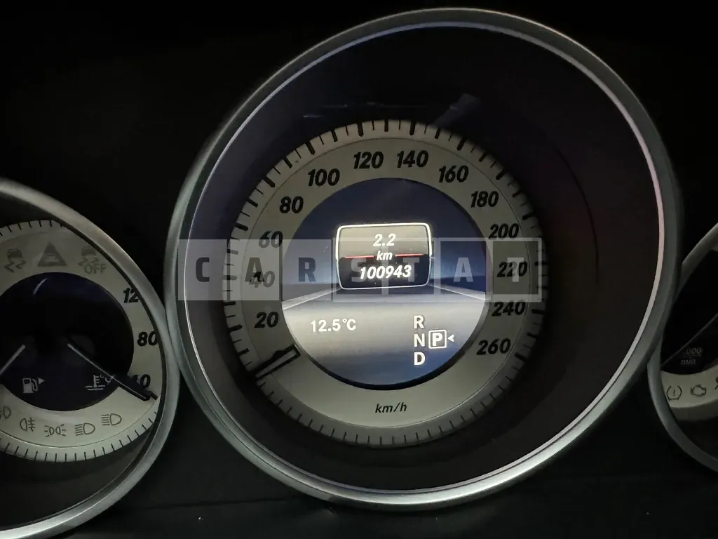 Photo 2 of 19: 2015 Mercedes-Benz E250 BlueTec 4Matic, VIN WDDHF9HB5GB260233 — Korean insurance auction