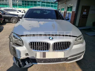 Photo 1 of 11: 2015 BMW 520d xDrive, VIN WBA5E7109FG152502 — Korean insurance auction