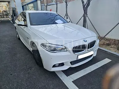 Photo 1 of 16: 2016 BMW 520d, VIN WBA5E5107GG200911 — Korean insurance auction