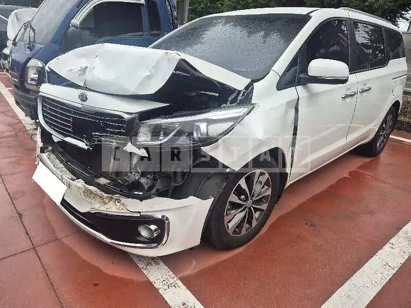 Photo 2 of 17: 2018 Kia Carnival, VIN KNAMB81ABJS430518 — Korean insurance auction