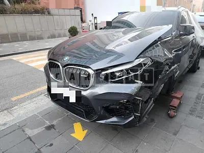 Photo 1 of 12: 2019 BMW X4, VIN WBSUJ0105LLS68812 — Korean insurance auction