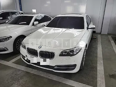 Photo 1 of 18: 2015 BMW 520d, VIN WBA5E5105FG058153 — Korean insurance auction