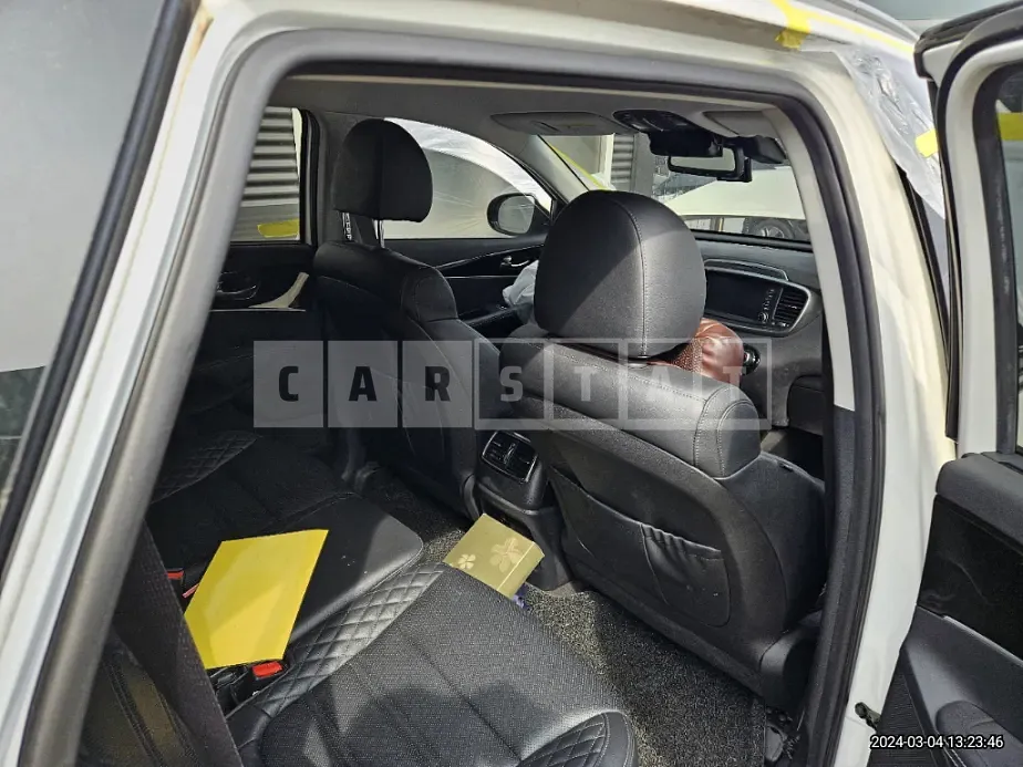 Photo 2 of 8: 2019 Kia Sorento 2.0, VIN KNAPH81ABLA581502 — Korean insurance auction
