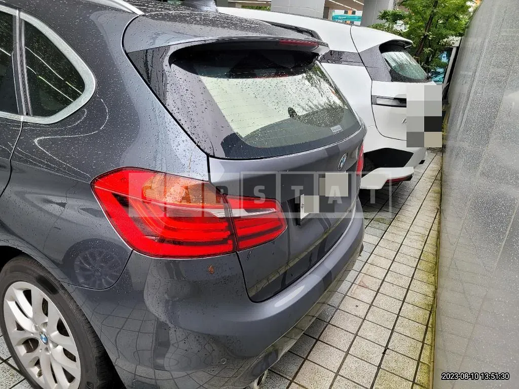 Photo 2 of 18: 2019 BMW Active Tourer Joy, VIN WBA6T9101KVC34979 — Korean insurance auction