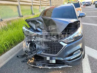 Photo 1 of 8: 2017 Hyundai Tucson E-VGT 1.7 (2WD) — Korean insurance auction