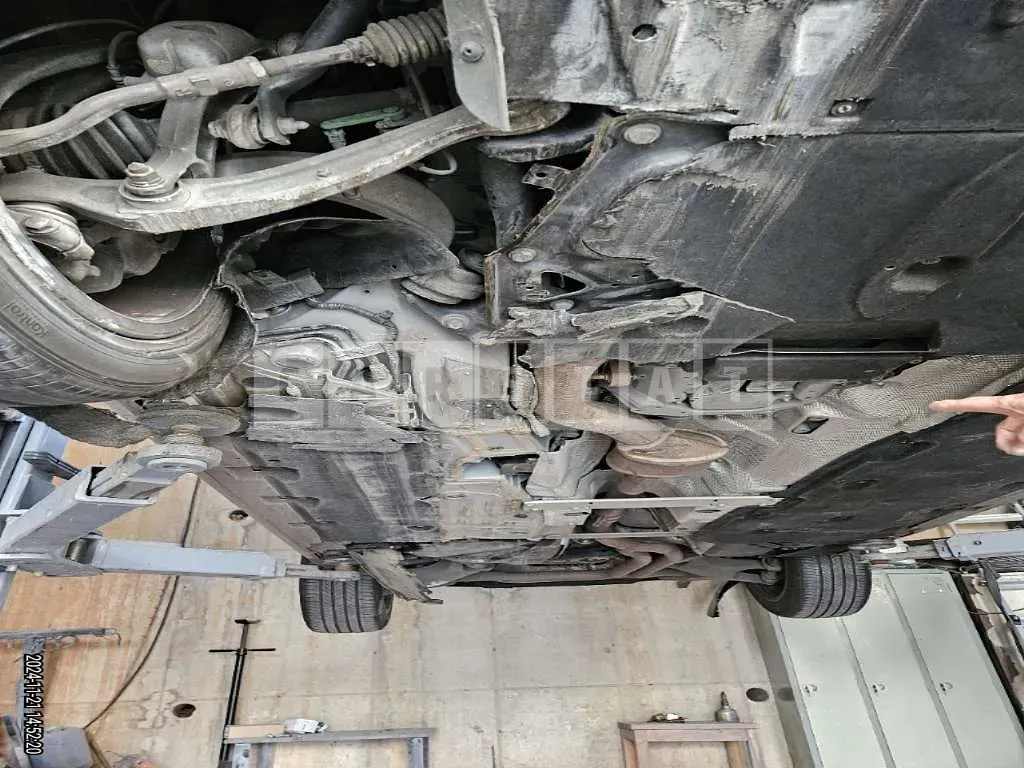 Photo 2 of 22: 2015 Audi A8 50 TDI Four — Korean insurance auction
