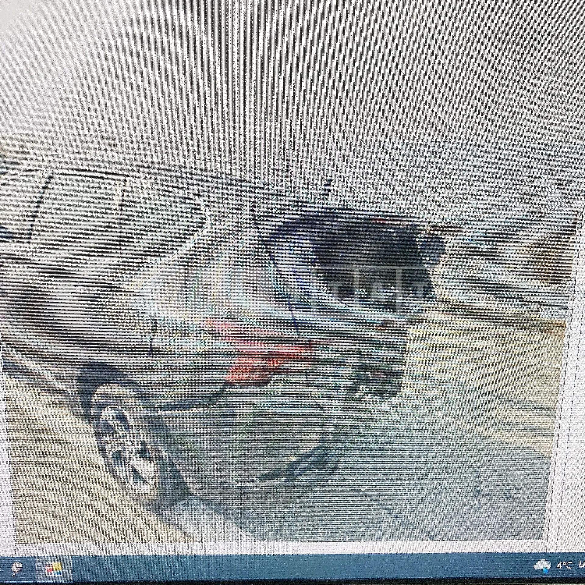 Photo 2 of 3: 2022 Hyundai Santa Fe, VIN KMHS381HGNU432850 — Korean insurance auction